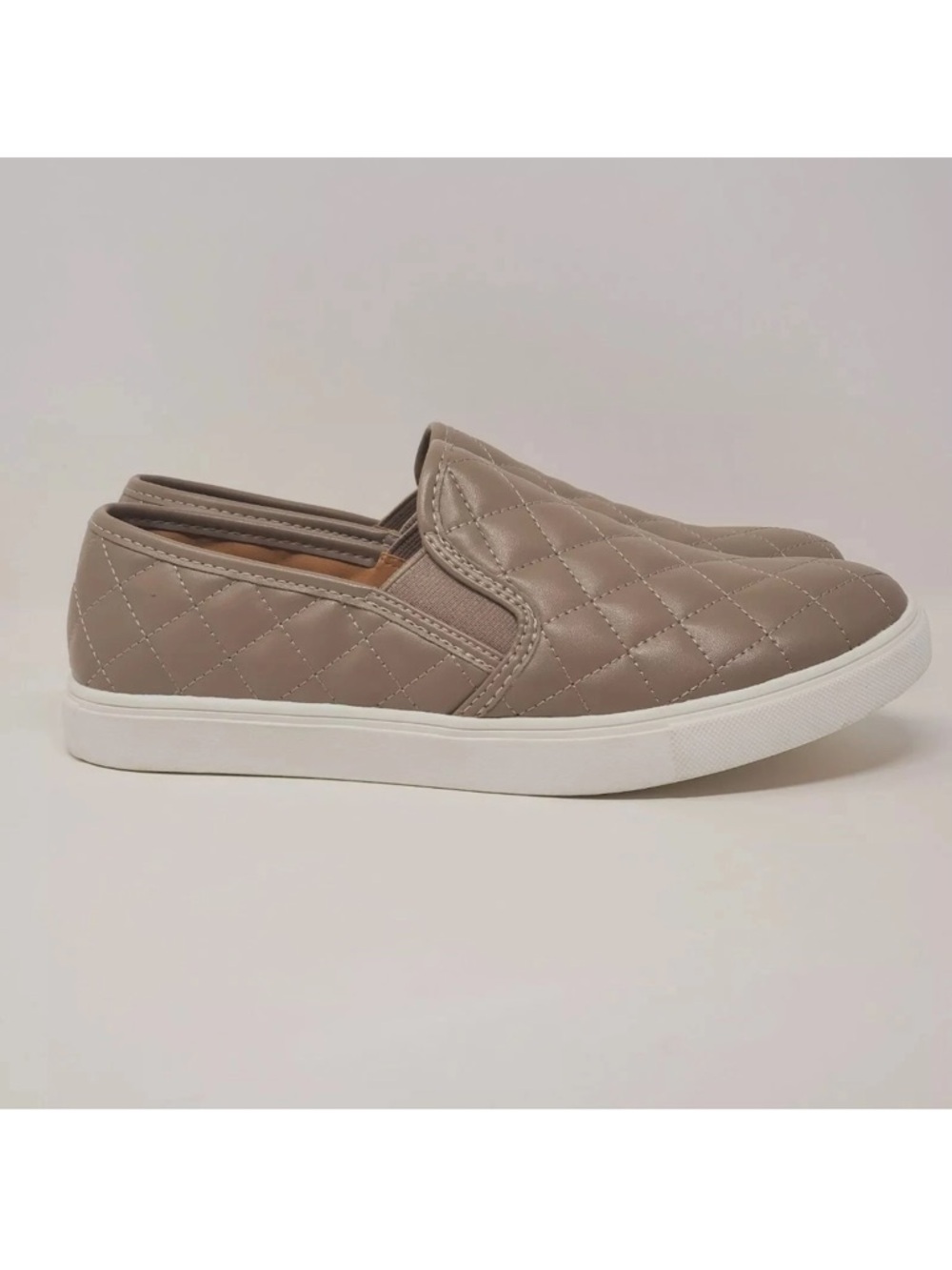 Brash Women's Quilted Slip-On Sneakers Size 7 1/2